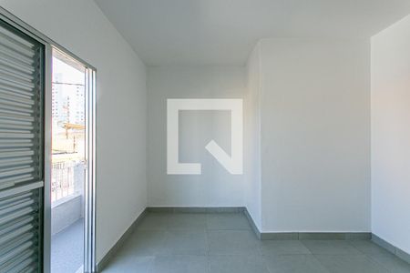 Quarto 2 de casa para alugar com 2 quartos, 50m² em Vila Moreira, São Paulo