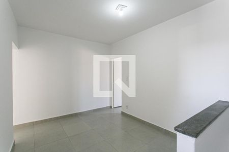 Sala de casa para alugar com 2 quartos, 50m² em Vila Moreira, São Paulo