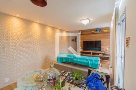 Sala de apartamento à venda com 2 quartos, 56m² em Jardim das Cerejeiras, Campinas