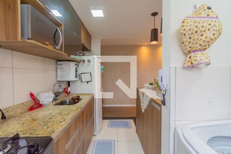 Apartamento para alugar com 56m², 2 quartos e 1 vaga Apartamento para alugar com 56m², 2 quartos e 1 vagaCozinha e Área de Serviço