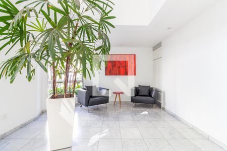 Apartamento à venda com 324m², 3 quartos e 2 vagas Apartamento à venda com 324m², 3 quartos e 2 vagasHall Social