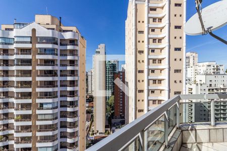 Apartamento à venda com 324m², 3 quartos e 2 vagas Apartamento à venda com 324m², 3 quartos e 2 vagasVaranda Cobertura