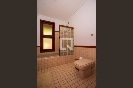 Casa de condomínio à venda com 1400m², 1 quarto e 4 vagas Casa de condomínio à venda com 1400m², 1 quarto e 4 vagasBanheiro da Suíte 3