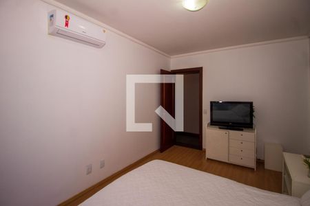 Casa de condomínio à venda com 1400m², 1 quarto e 4 vagas Casa de condomínio à venda com 1400m², 1 quarto e 4 vagasSuíte 3