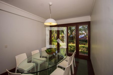 Casa de condomínio à venda com 1400m², 1 quarto e 4 vagas Casa de condomínio à venda com 1400m², 1 quarto e 4 vagasSala de Reunião