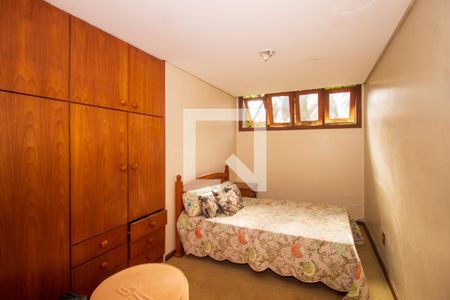 Casa de condomínio à venda com 1400m², 1 quarto e 4 vagas Casa de condomínio à venda com 1400m², 1 quarto e 4 vagasQuarto de Serviço