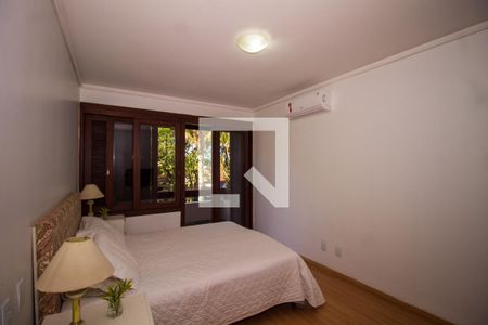 Casa de condomínio à venda com 1400m², 1 quarto e 4 vagas Casa de condomínio à venda com 1400m², 1 quarto e 4 vagasSuíte 3