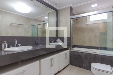 Apartamento para alugar com 220m², 3 quartos e 2 vagas Apartamento para alugar com 220m², 3 quartos e 2 vagasQuarto Suíte 3 - banheiro
