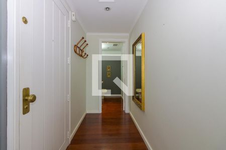 Sala - Hall de Entrada de apartamento para alugar com 3 quartos, 220m² em Petrópolis, Porto Alegre