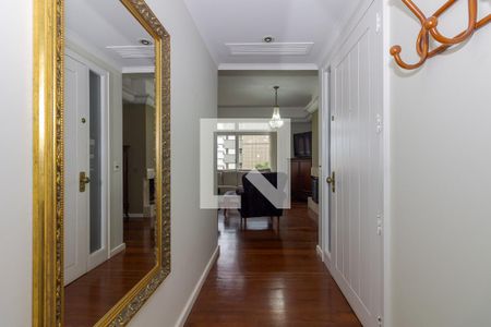 Sala - Hall de Entrada de apartamento para alugar com 3 quartos, 220m² em Petrópolis, Porto Alegre