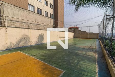 Quadra de apartamento para alugar com 3 quartos, 54m² em Jardim Santa Teresinha, São Paulo