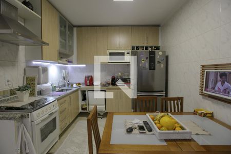 Casa de condomínio à venda com 120m², 2 quartos e 2 vagasCozinha