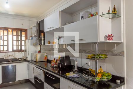 Casa à venda com 335m², 3 quartos e 5 vagasCozinha