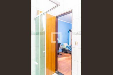 Casa à venda com 335m², 3 quartos e 5 vagasBanheiro da Suíte 2