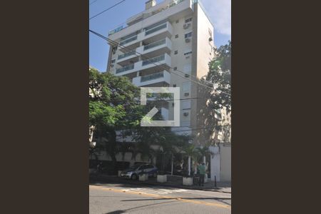 Apartamento para alugar com 70m², 2 quartos e 1 vagaFachada