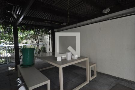 Apartamento para alugar com 70m², 2 quartos e 1 vagaÁrea comum - Churrasqueira