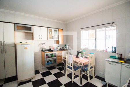 Casa à venda com 85m², 2 quartos e 2 vagas Casa à venda com 85m², 2 quartos e 2 vagasCozinha