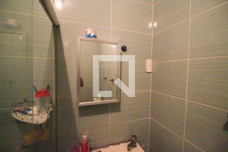 Casa à venda com 85m², 2 quartos e 2 vagas Casa à venda com 85m², 2 quartos e 2 vagasBanheiro