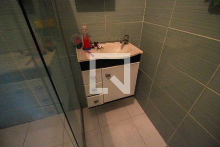 Casa à venda com 85m², 2 quartos e 2 vagas Casa à venda com 85m², 2 quartos e 2 vagasBanheiro