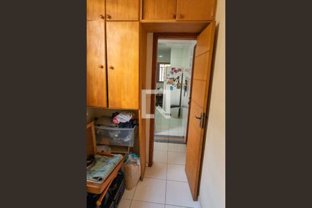 Apartamento à venda com 80m², 2 quartos e sem vaga Apartamento à venda com 80m², 2 quartos e sem vagaQuarto de Serviço