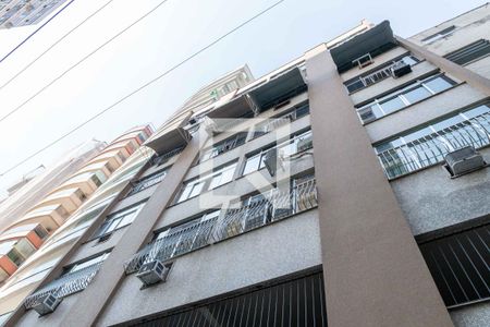Apartamento à venda com 80m², 2 quartos e sem vaga Apartamento à venda com 80m², 2 quartos e sem vagaFachada