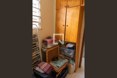 Apartamento à venda com 80m², 2 quartos e sem vaga Apartamento à venda com 80m², 2 quartos e sem vagaQuarto de Serviço
