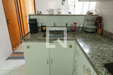 Apartamento à venda com 80m², 2 quartos e sem vaga Apartamento à venda com 80m², 2 quartos e sem vagaCozinha