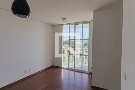 Apartamento à venda com 73m², 3 quartos e 1 vaga Apartamento à venda com 73m², 3 quartos e 1 vagaSala