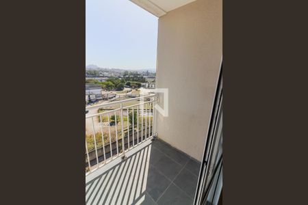 Apartamento à venda com 73m², 3 quartos e 1 vaga Apartamento à venda com 73m², 3 quartos e 1 vagaVaranda