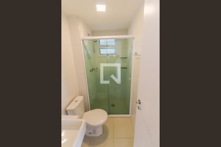 Apartamento à venda com 73m², 3 quartos e 1 vaga Apartamento à venda com 73m², 3 quartos e 1 vagaBanheiro Social