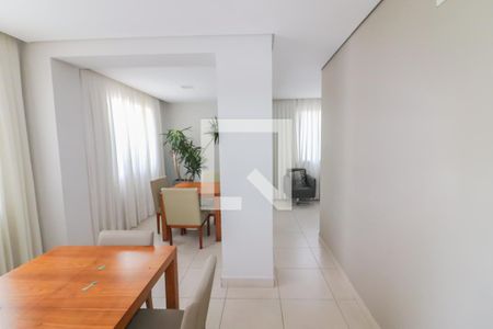 Apartamento à venda com 73m², 3 quartos e 1 vaga Apartamento à venda com 73m², 3 quartos e 1 vagaÁrea comum - Salão de festas