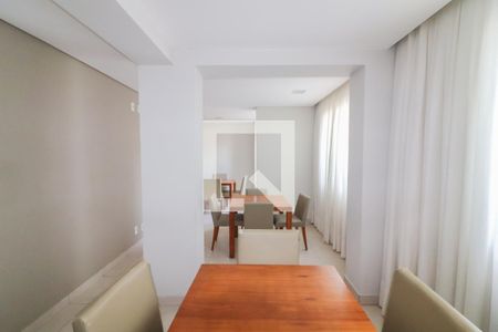 Apartamento à venda com 73m², 3 quartos e 1 vaga Apartamento à venda com 73m², 3 quartos e 1 vagaÁrea comum - Salão de festas