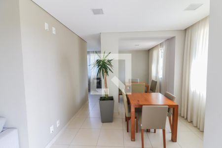 Apartamento à venda com 73m², 3 quartos e 1 vaga Apartamento à venda com 73m², 3 quartos e 1 vagaÁrea comum - Salão de festas