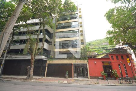 Apartamento para alugar com 90m², 2 quartos e 1 vagaFachada