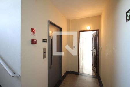 Apartamento à venda com 87m², 2 quartos e sem vagaHall de Entrada