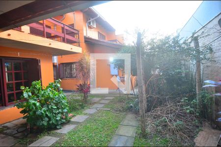 Casa à venda com 333m², 4 quartos e 2 vagasPátio