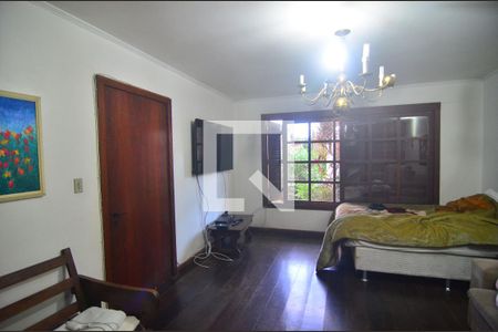 Sala de casa à venda com 4 quartos, 333m² em Igara, Canoas