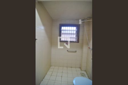 Casa à venda com 333m², 4 quartos e 2 vagasBanheiro de Serviço