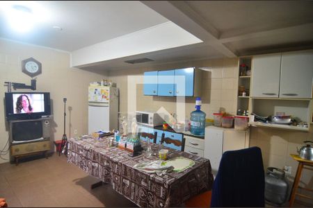 Casa à venda com 333m², 4 quartos e 2 vagasCozinha