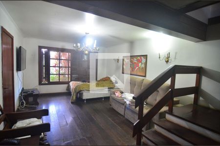 Sala de casa à venda com 4 quartos, 333m² em Igara, Canoas