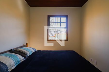 Casa à venda com 242m², 3 quartos e 2 vagasQuarto 1