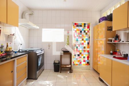 Casa à venda com 242m², 3 quartos e 2 vagasCozinha