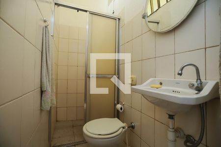 Casa à venda com 242m², 3 quartos e 2 vagasBanheiro da Garagem