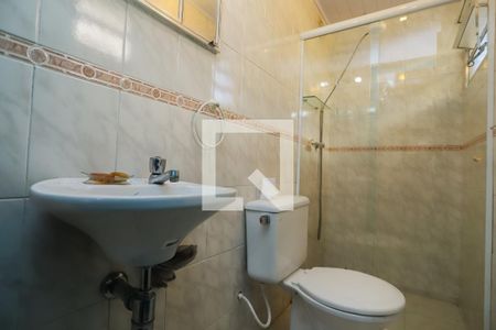 Casa à venda com 242m², 3 quartos e 2 vagasBanheiro Externo