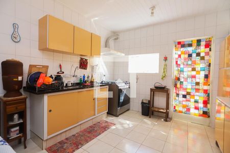 Casa à venda com 242m², 3 quartos e 2 vagasCozinha