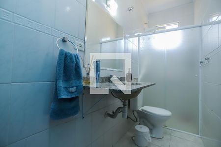 Casa à venda com 242m², 3 quartos e 2 vagasBanheiro Social