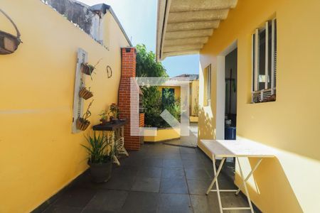 Casa à venda com 242m², 3 quartos e 2 vagasQuital