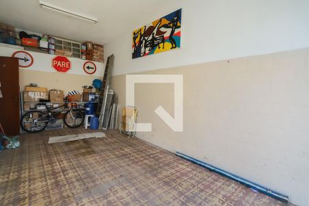 Casa à venda com 242m², 3 quartos e 2 vagasGaragem