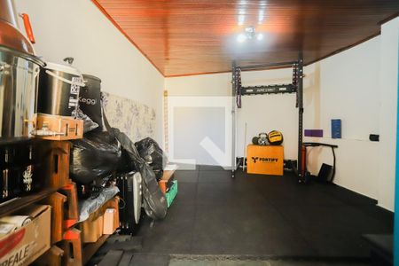 Casa à venda com 242m², 3 quartos e 2 vagasAcademia