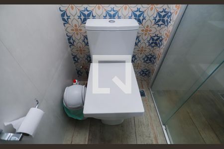 Casa à venda com 242m², 3 quartos e 2 vagasBanheiro da Suíte